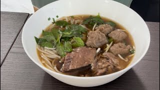 Phở Bò 🇻🇳 [upl. by Rasaec]