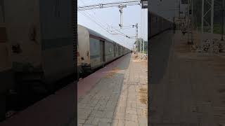 12876 Neelachal Express Anand Vihar Terminal to Puri [upl. by Inama666]