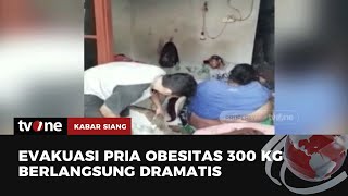 Momen Evakuasi Pria Obesitas 300 Kg Pakai Forklift  Jebol Dinding  Kabar Siang tvOne [upl. by Atnoved]