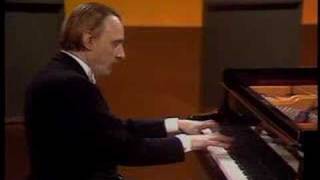 Arturo Benedetti MIchelangeli plays Beethoven vaimusiccom [upl. by Anahsed617]