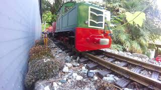 OLD CRICCIETH CASTLE ROUNDHOUSE ENG AND FOUR WAGONS [upl. by Tdnaltroc]