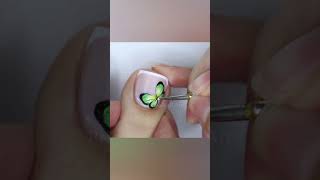 🦋 Increíbles Uñas Decoradas Mariposas y Flores en Verde y Dorado🌼Tutorial de Diseño a Mano Alzada [upl. by Notsirhc800]