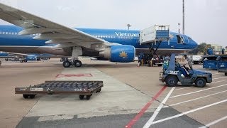 Review Vietnam Airlines Intercontinental flight Economy MELSGN Airbus A330 [upl. by Asselim]