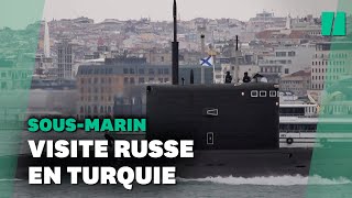 Un sousmarin russe dans le détroit du Bosphore en Turquie [upl. by Nilat181]