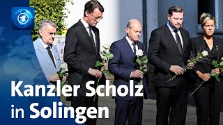 Solingen Kanzler Scholz gedenkt der Anschlagsopfer [upl. by Fortunia]