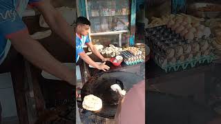 সকালের পরোটা তৈরি street food road side food street food maker bangladesh food roti porota [upl. by Gearard]