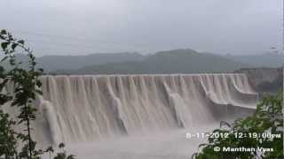 Narmada Sardar Sarovar Dam Overflow 11 August 2012 In HD [upl. by Ateuqirne]