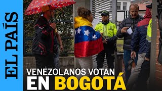 COLOMBIA  Venezolanos acuden a votar en Bogotá  EL PAÍS [upl. by Audette]