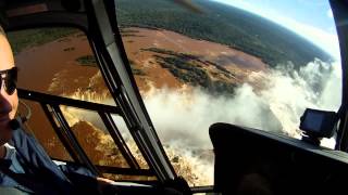 Vuelo en helicóptero por Cataratas de Iguazú [upl. by Nylime]