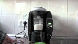 Tassimo von Bosch  Kurzer Test und Demonstration [upl. by Oiuqise803]