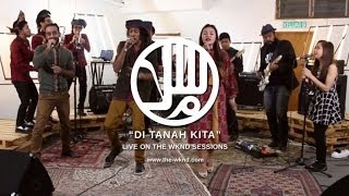 Salammusik  Di Tanah Kita Live on The Wknd Sessions 81 [upl. by Nolak651]