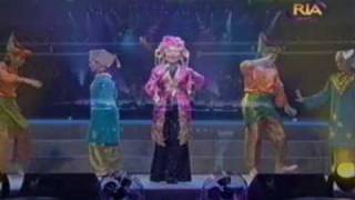 Anita Sarawak  AYAM DEN LAPEH Live In Concert 2002 [upl. by Airtemad]