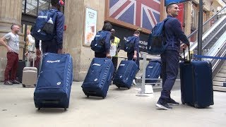 Londres 2017  Les Bleus en route pour les Mondiaux [upl. by Ilera580]