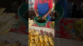 Preparando chiles rellenos antojos chile foodie parati [upl. by Dlopoel]