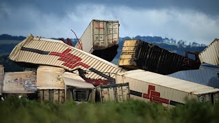 Aufräumarbeiten nach Zugentgleisung in Australien [upl. by Penthea]