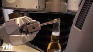 Männerträume werden wahr  Der Bier Roboter [upl. by Shel]