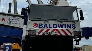 Baldwins Liebherr LTM1800D on the A1 at Leeming [upl. by Picker915]