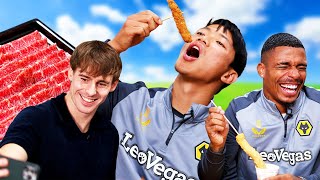 Hwang HeeChan and Korean Englishman introduce Korean BBQ to Wolves [upl. by Ainesey]