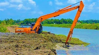 River Digging Using Long Reach Excavator By The operator Hitachi Zaxis 210LC Komatsu PC200 [upl. by Lyrej]