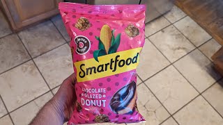 Trying Smartfood CHOCOLATE GLAZED DONUT Flavored Limited Edition Popcorn [upl. by Earized521]