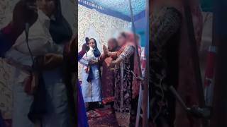 Hit Kashmiri Song  Manzraat KashmiriShorts NewKashmiriGirlDancer [upl. by Pengelly907]