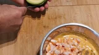 AVOCAT CREVETTES ET TARTARE DE TOMATES AU CONBAVA [upl. by Rezzani]