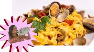 Tagliolini allUovo con le Vongole  Le Ricette di Alice [upl. by Uke494]