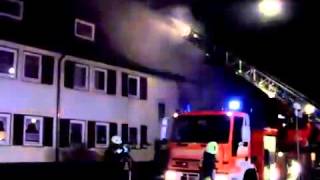 Explosion und Großbrand in Rotenburg  Mehrfamilienhaus in Flammen [upl. by Silva]