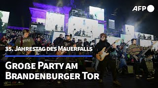 35 Jahrestag des Mauerfalls Große Party am Brandenburger Tor  AFP [upl. by Montano967]