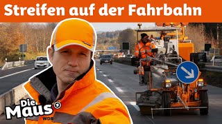 Wie kommen die Streifen auf die Autobahn DieMaus  WDR [upl. by Kacie594]