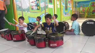 sulthon latihan drumband [upl. by Enaxor]