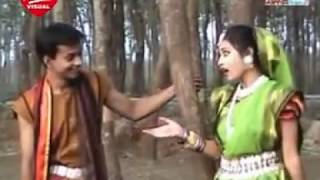 Kemon Kemon Asen Fulmonia  Bengali Folk Song  Bangla Old Song [upl. by Ahseirej]