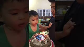 Threeyearold Carlo rushes through birthday song to blow out a candle [upl. by Allesor]