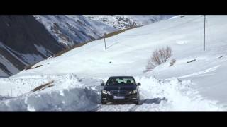 Maîtriser son véhicule dans un virage sur la neige  rezulteo [upl. by River]