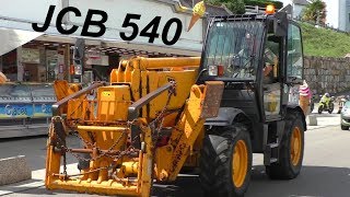 JCB 540 Teleskoplader auf der Straße  telescopic handler on the road  Morgat Bretagne  Brittany [upl. by Todhunter]