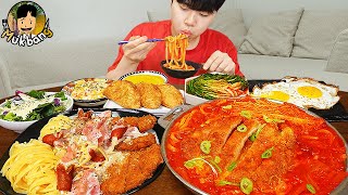 ASMR MUKBANG 직접 만든 대왕 돈까스 먹방 군만두 계란후라이 김치 먹방 amp 레시피 Crunchy Cheese Pork Cutlet EATING SOUND [upl. by Athene650]