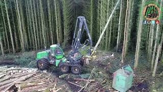 John Deere 1470G harvesting Sitka Spruce [upl. by Evadne980]