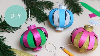 Leuk voor in de kerstboom Kerstballen maken van papier [upl. by Winter]