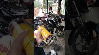 Using hipro engine flash oil amp hipro mx5 engine oil  RTR 160 4v [upl. by Kleon351]