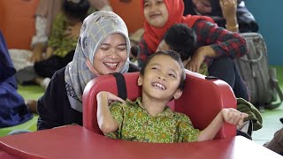 Kementerian Sosial Fasilitasi Sekolah untuk AnakAnak Cerebral Palsy di Bogor [upl. by Autry]