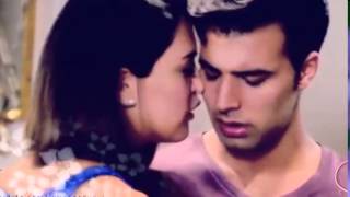 Jencarlos Canela  Inovidable Letra Monica Spear [upl. by Eniluqcaj336]