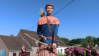 BoisdeLessines  Cortège dès 25 ans du géant LArcher 🏹 [upl. by Kippie554]