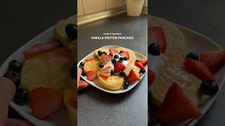 Protein pancakes 🥞✨ breakfastidea essyrecipe pancakes highprotein healthyfood [upl. by Airreis]