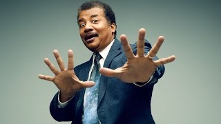 Rather than miss a show Neil degrasse Tyson Skypes from a plane and CRUSHES it [upl. by Orual]