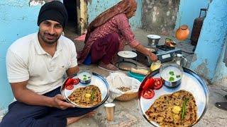 Making pizza 🍕 style Allo paratha 😋❣️  bahut maza aya kya ke 😋  Jass vlogs [upl. by Philender]