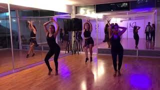 Romeo Santos  imitadora bachata choreography by Claudia Reynoso [upl. by Marybeth]