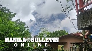 Phivolcs reports ongoing phreatic eruption at Bulusan Volcano [upl. by Carri146]