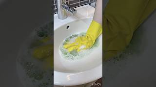 asmr cleantok sudsycleaning asmrvideos sudsysponge oddlysatisfying spongesqueezing [upl. by Rexana]