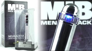 MEN IN BLACK Factory Entertainment Neuralyzer Prop Replica Review  Votesaxon07 [upl. by Yblehs]