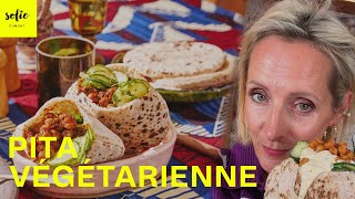 Pita végétarienne avec pois chiches à la harissa et sauce au houmous en 15 minutes  Sofie Dumont [upl. by Rebmetpes]